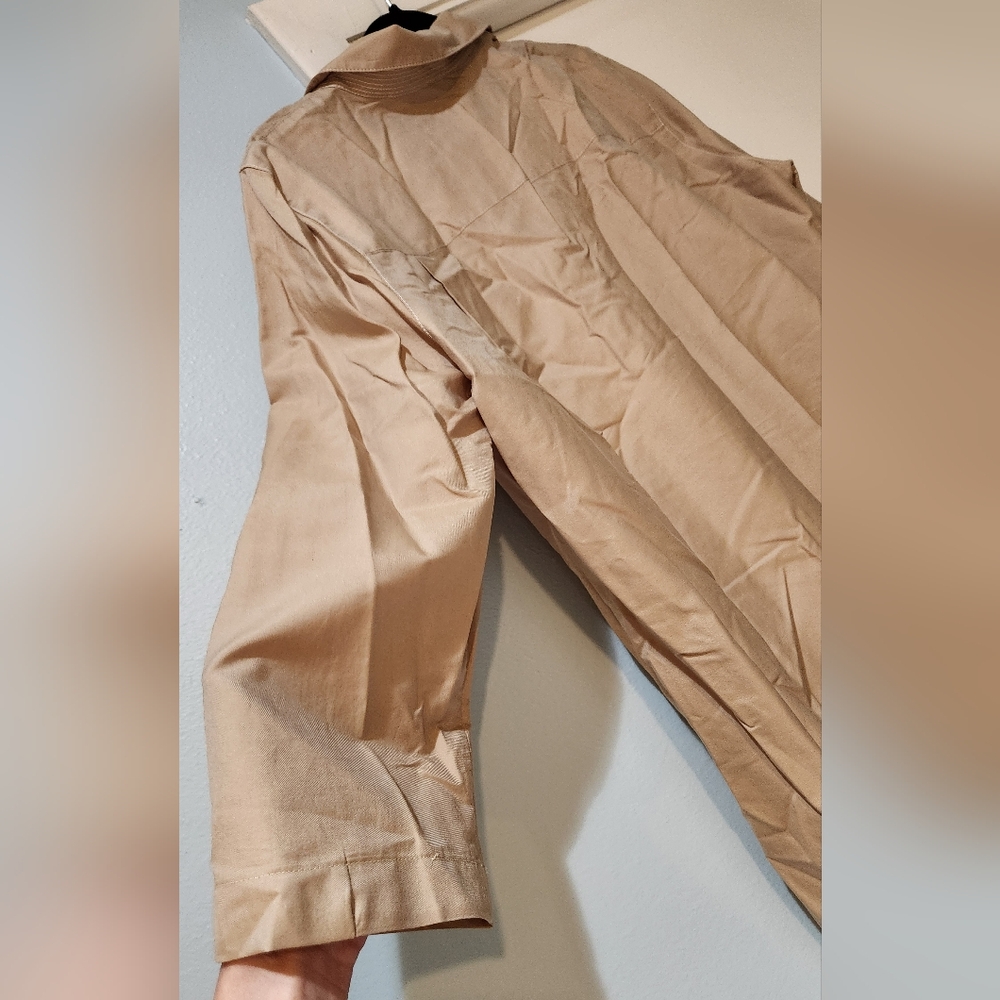 Women's Lafayette 148 NY Tan Button-Up Shirt, Size L - Picture 10 of 11